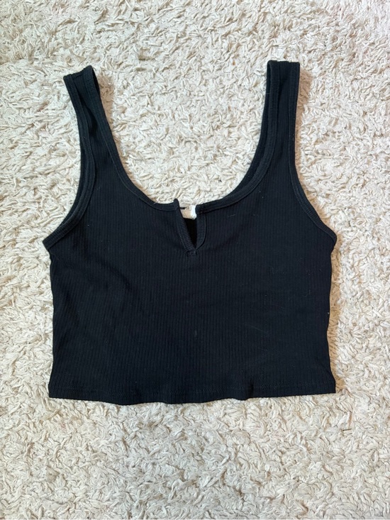 Garage Tops - Garage Black Ribbed Notch-Neck Crop Tank